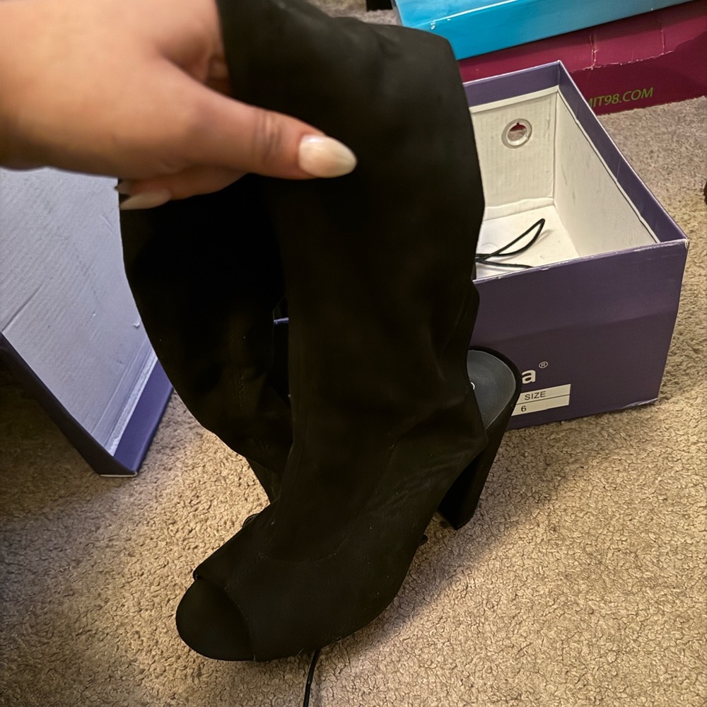 Open toe boots